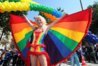 Christopher-Street-Day-Parade-in-Hamburg-Mehr-Besucher-als-im-Vorjahr_ArtikelQuerKlein.jpg